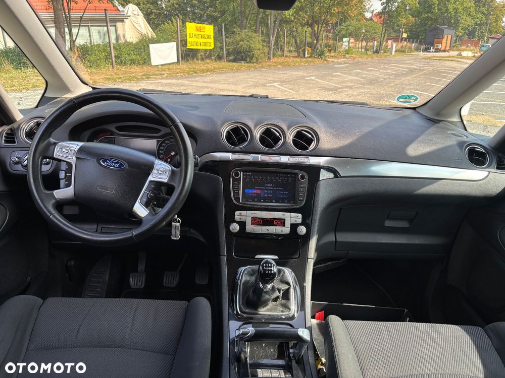 Ford Galaxy 2.0 TDCi Titanium - 32