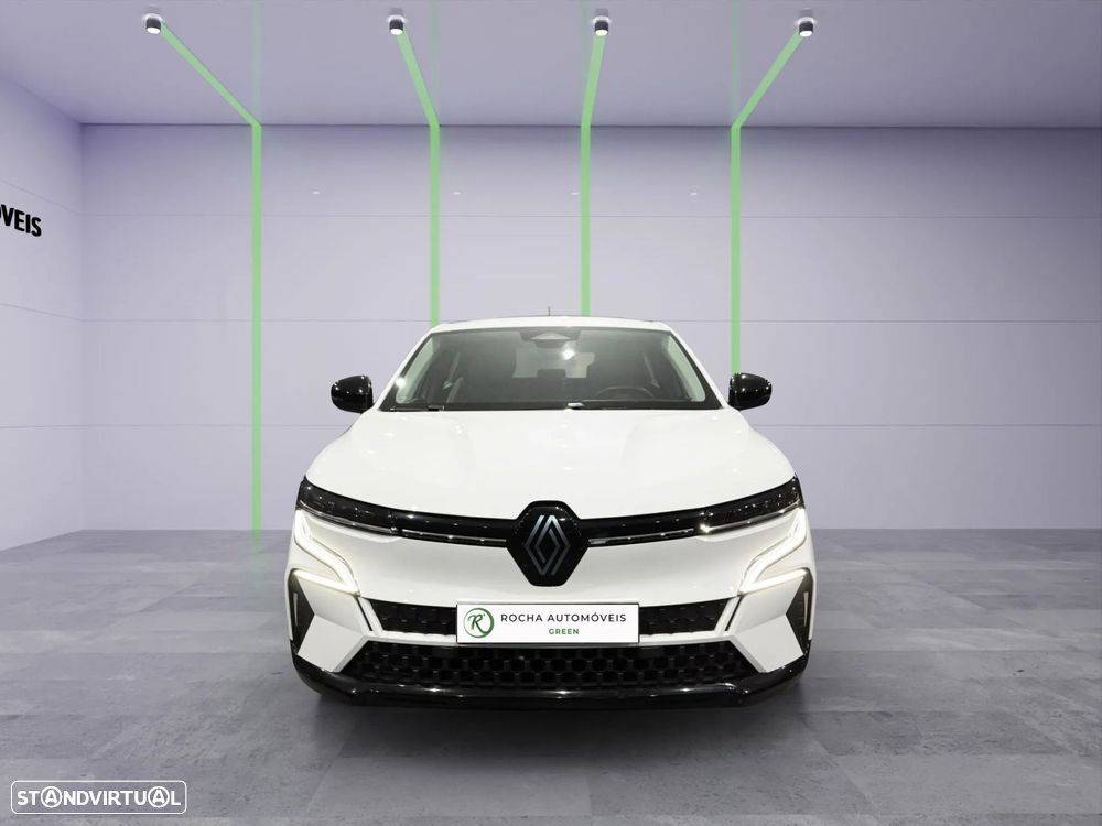 Renault Mégane E-Tech - 3