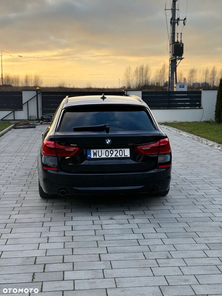 BMW Seria 5 530d Luxury Line - 6