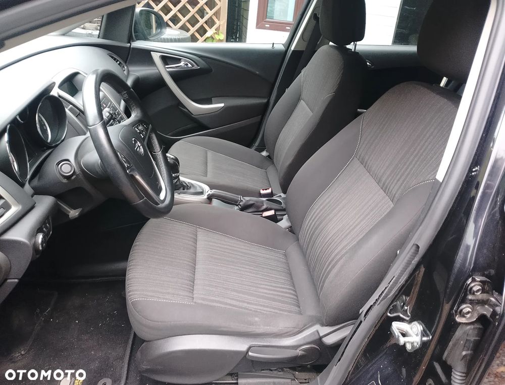Opel Astra 1.4 Turbo - 15