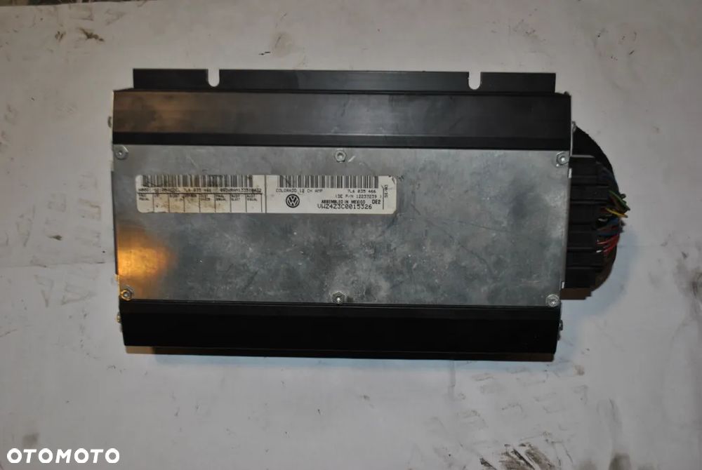 WZMACNIACZ RADIA AUDIO 7L VW TOUAREG 05r - 1
