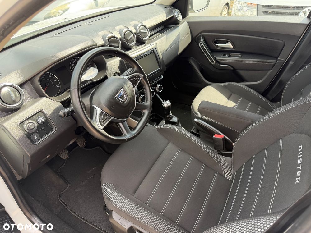 Dacia Duster 1.6 SCe Comfort - 11