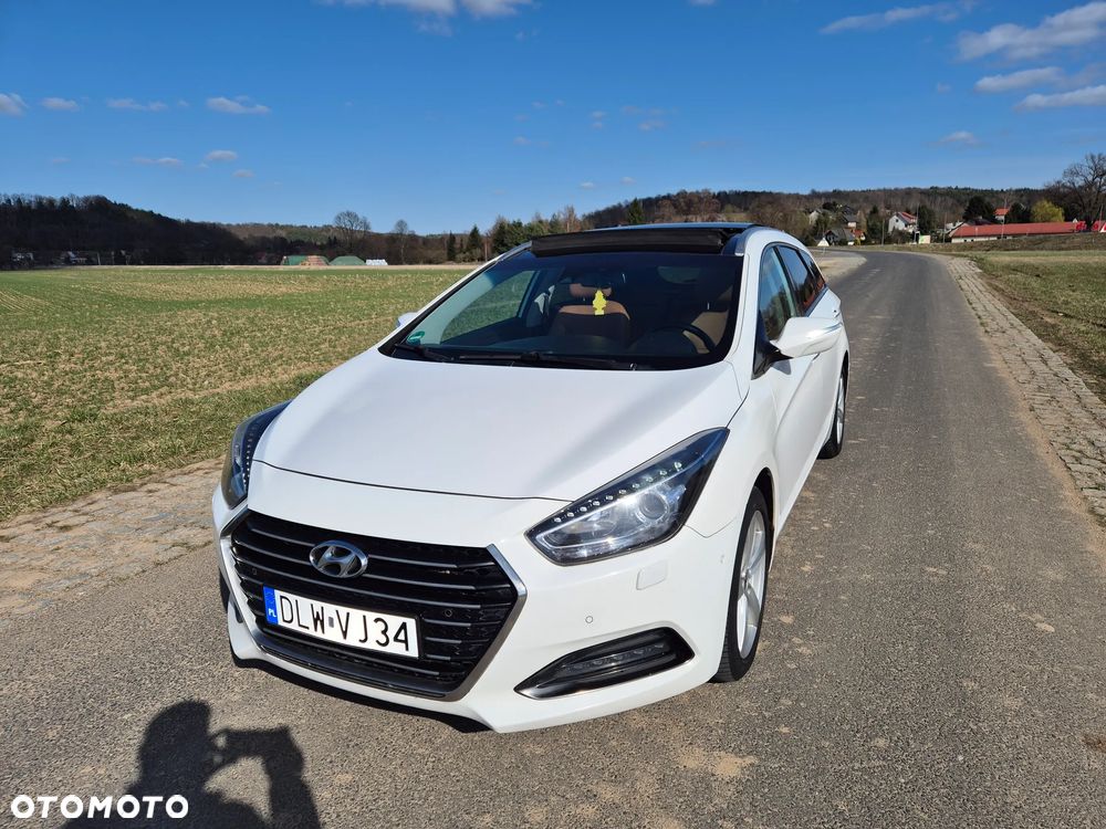 Hyundai i40 Kombi 1.7 CRDi DCT Premium - 5