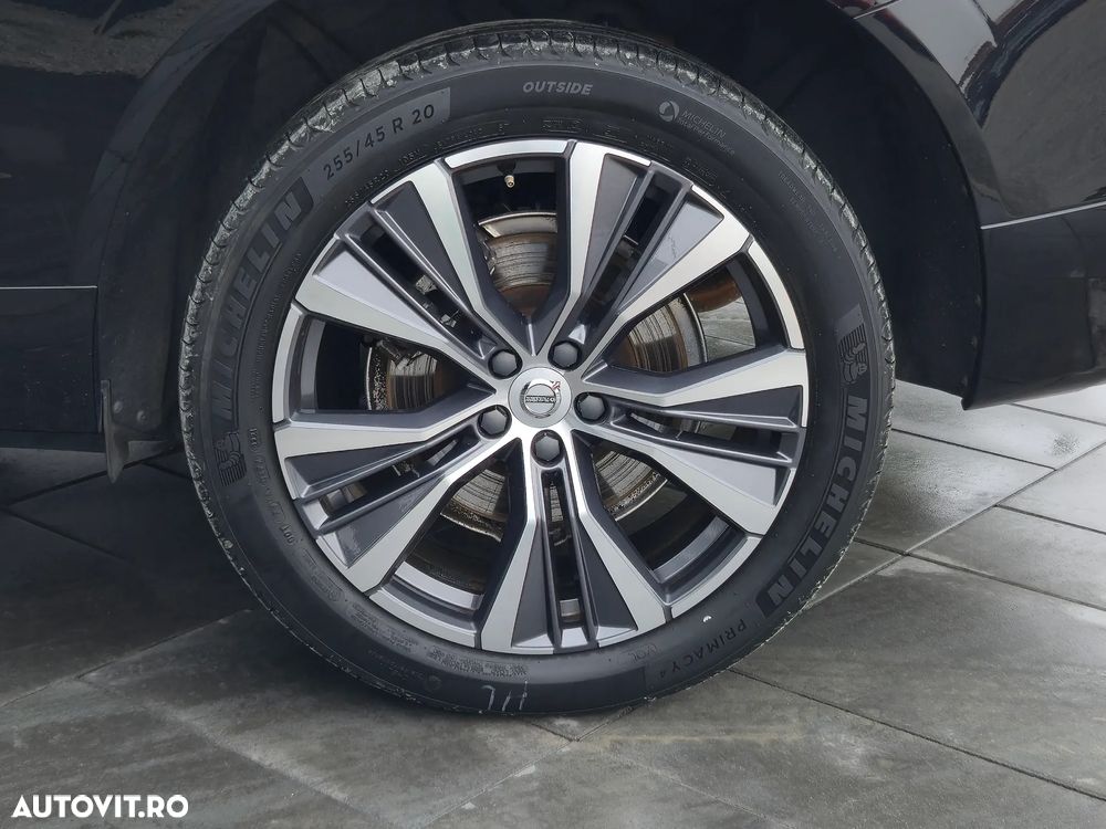 Volvo XC 60 T6 AWD Recharge Geartronic Inscription Expression - 29