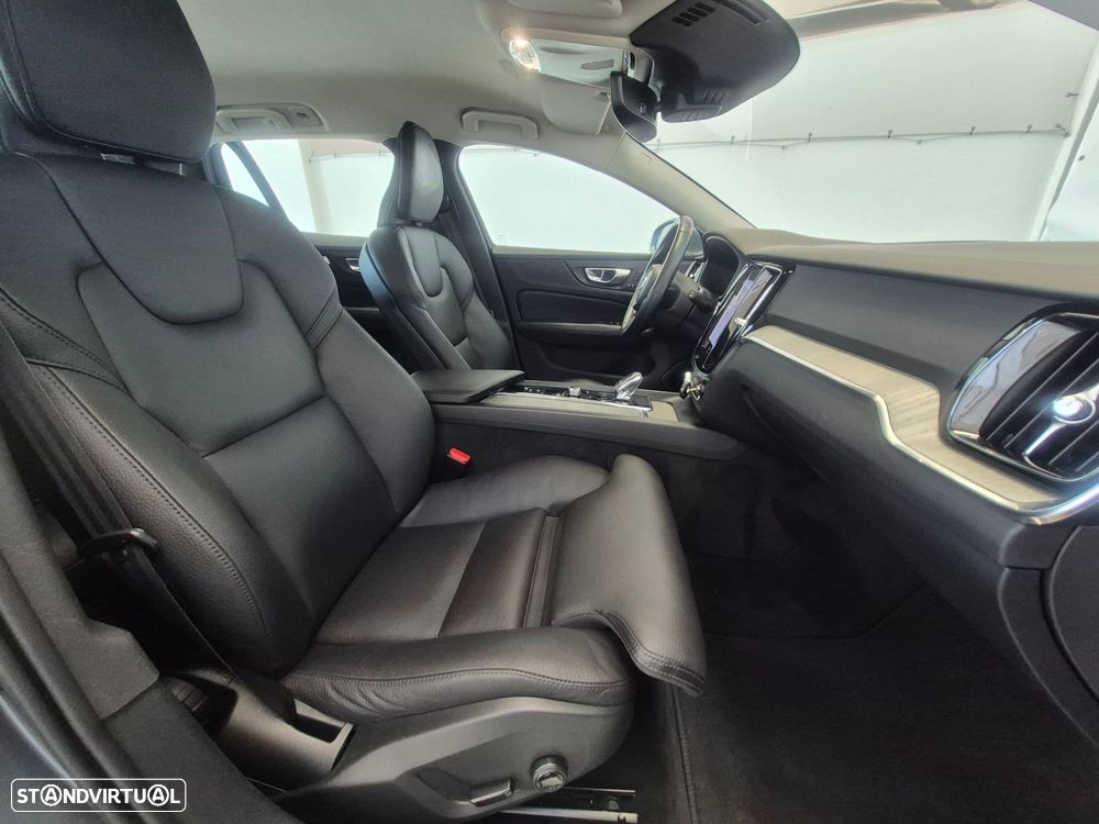 Volvo V60 2.0 B4 Inscription Geartronic - 26