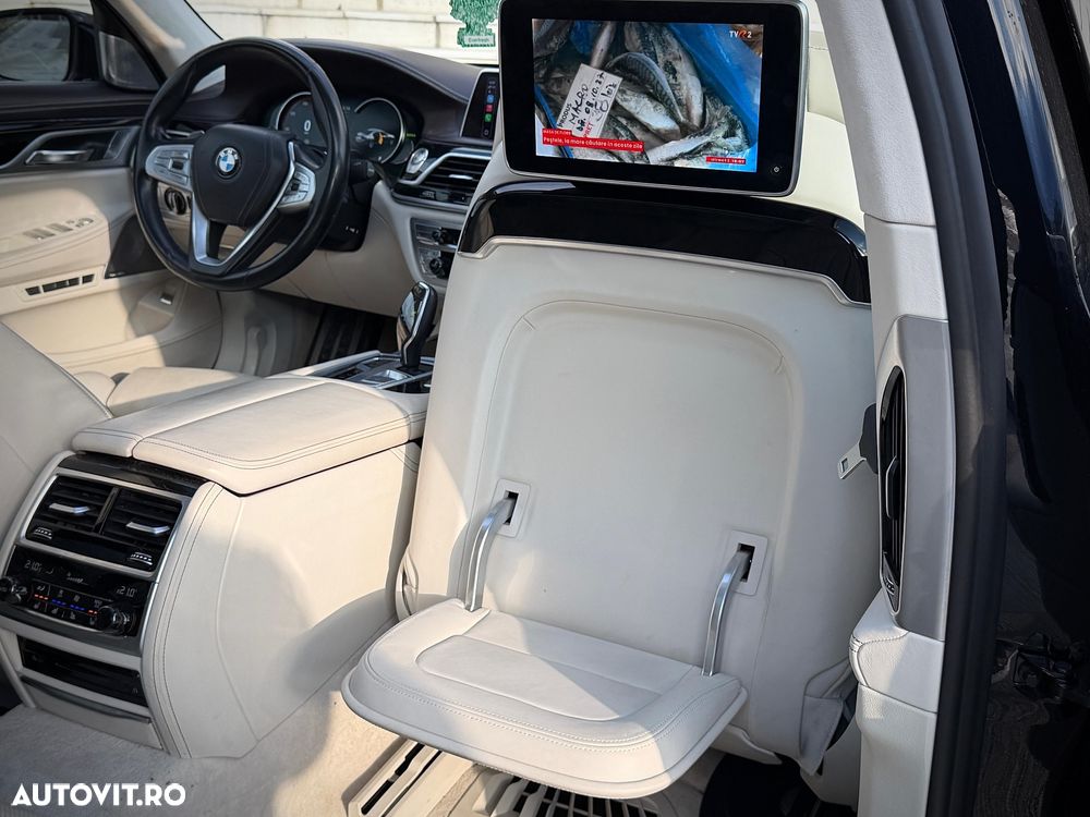 BMW Seria 7 740Li - 22