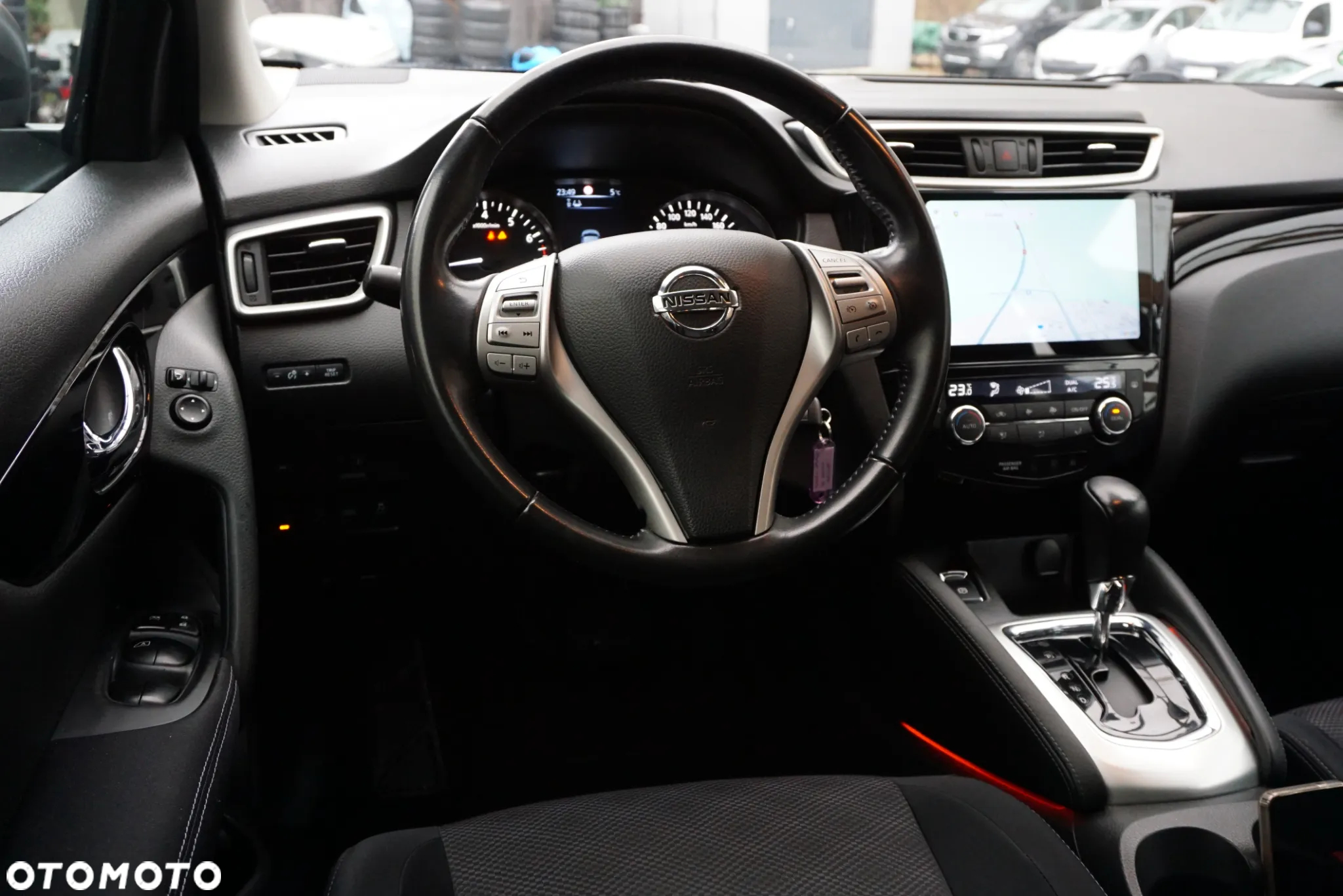 Nissan Qashqai 1.2 DIG-T Tekna Xtronic EU6 - 11