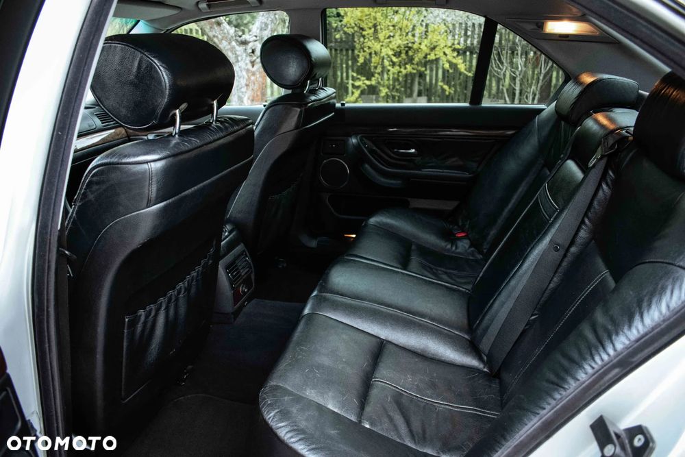 BMW Seria 7 - 21