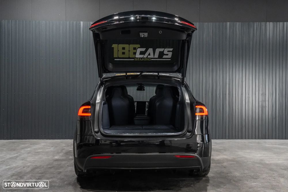 Tesla Model X 100D - 53