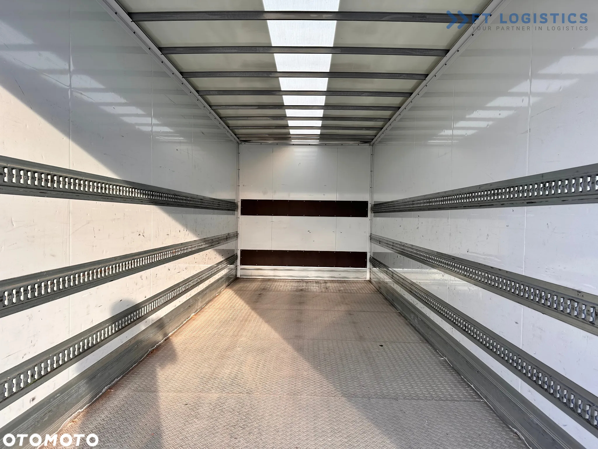MAN TGX 18.500 / KABINA XXL / SKRZYNIA - KONTENER / WINDA / MANUAL KABINA SYPIALNA / UNIKAT! - 13