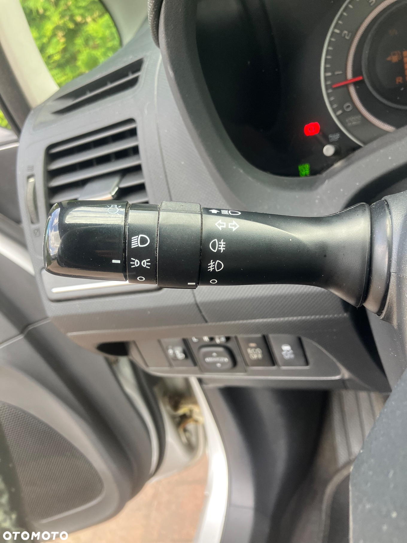 Toyota Auris 1.33 Dual-VVT-i Comfort - 23