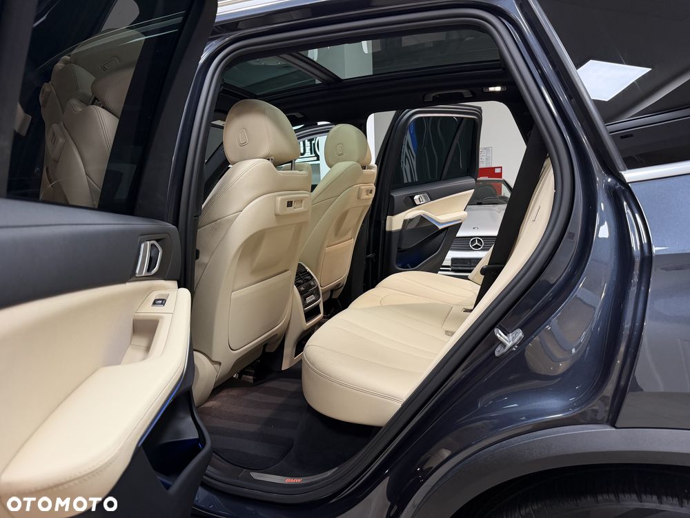 BMW X5 xDrive45e xLine - 26