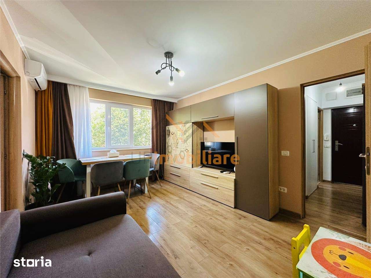 APARTAMENT 2 CAMERE, ETAJUL 2, ROGERIUS, STRADA SPARTACUS — fotografia 1