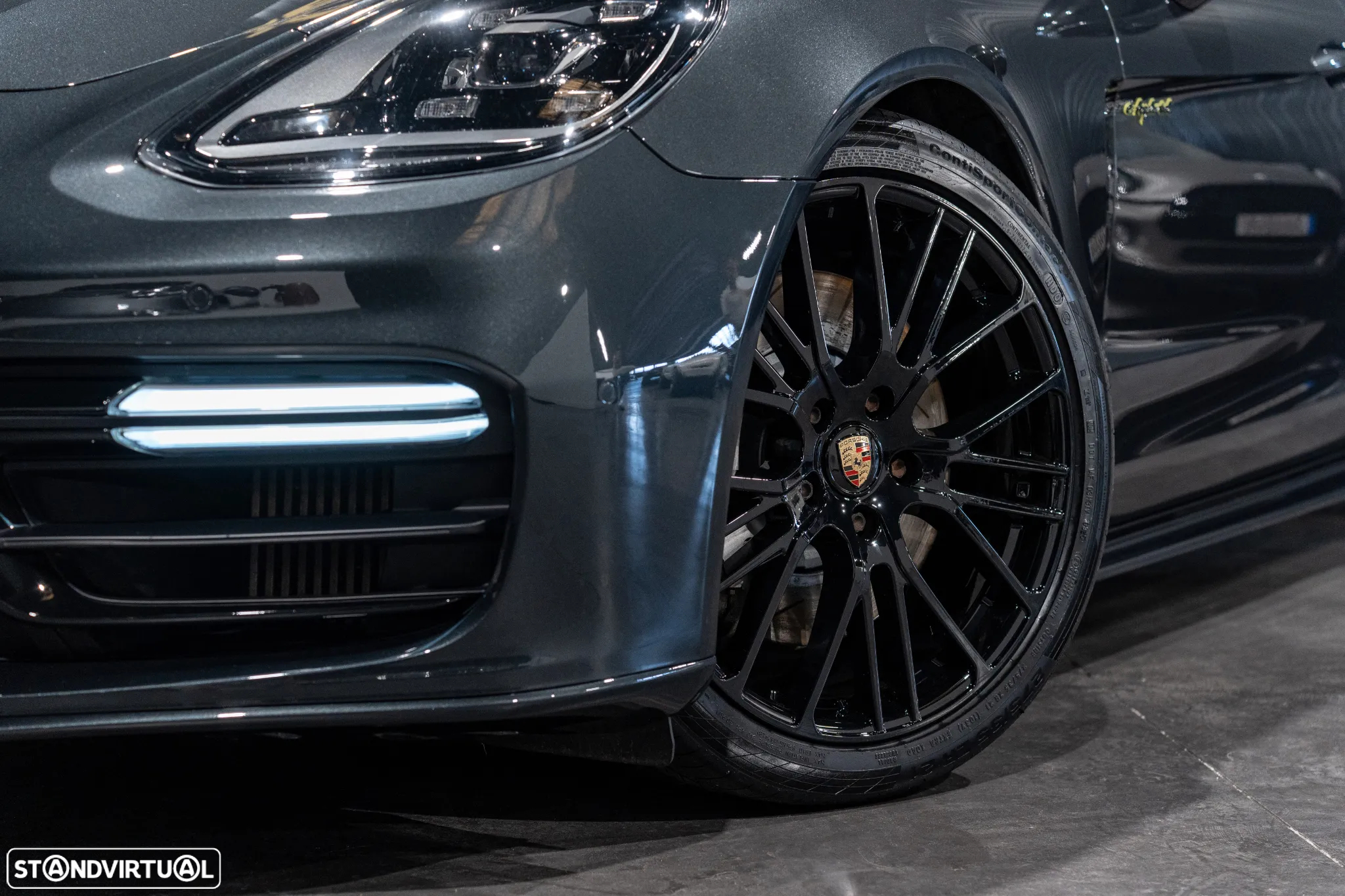 Porsche Panamera Sport Turismo 4 E-Hybrid Platinum Edition - 39