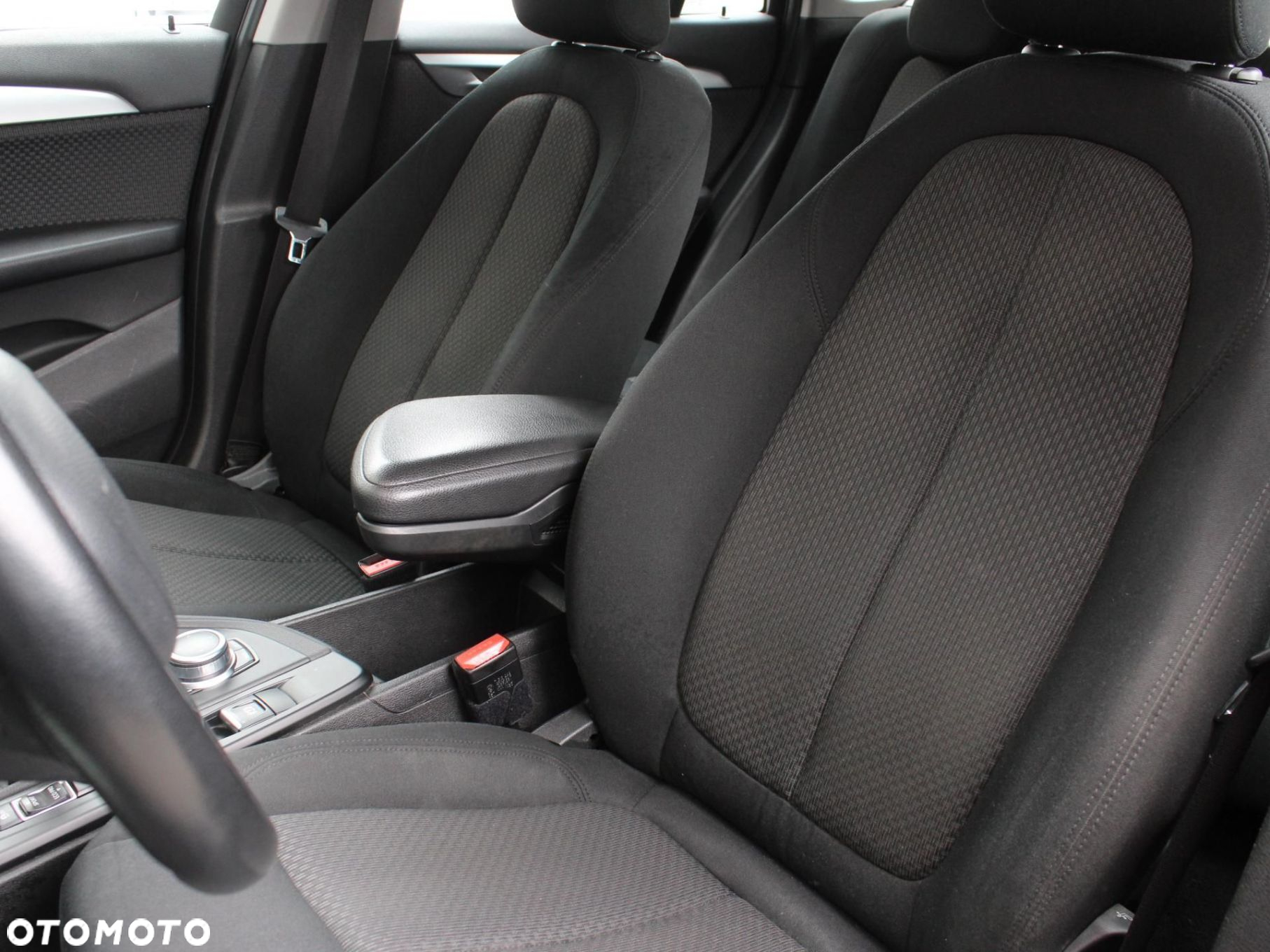 BMW X1 - 8