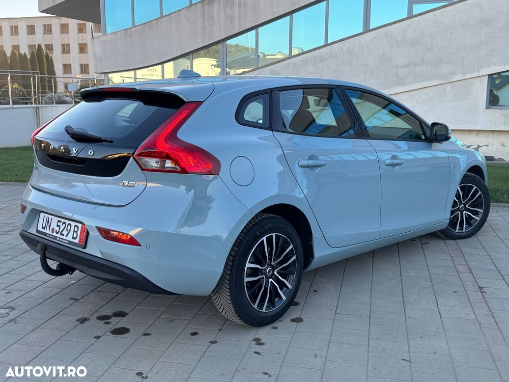 Volvo V40 D2 - 4