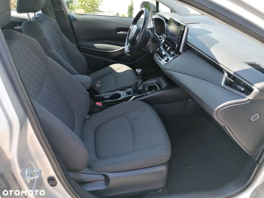 Toyota Corolla 1.6 Comfort - 22
