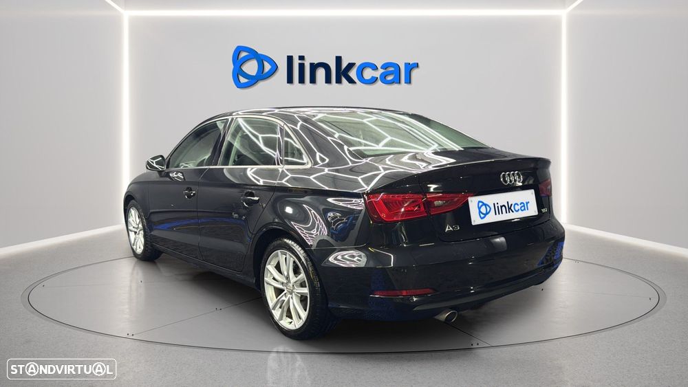 Audi A3 Sportback 1.6 TDI S-line - 3