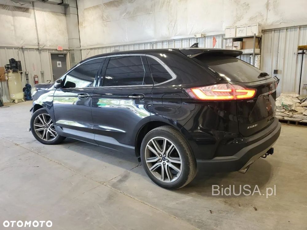Ford Edge - 4