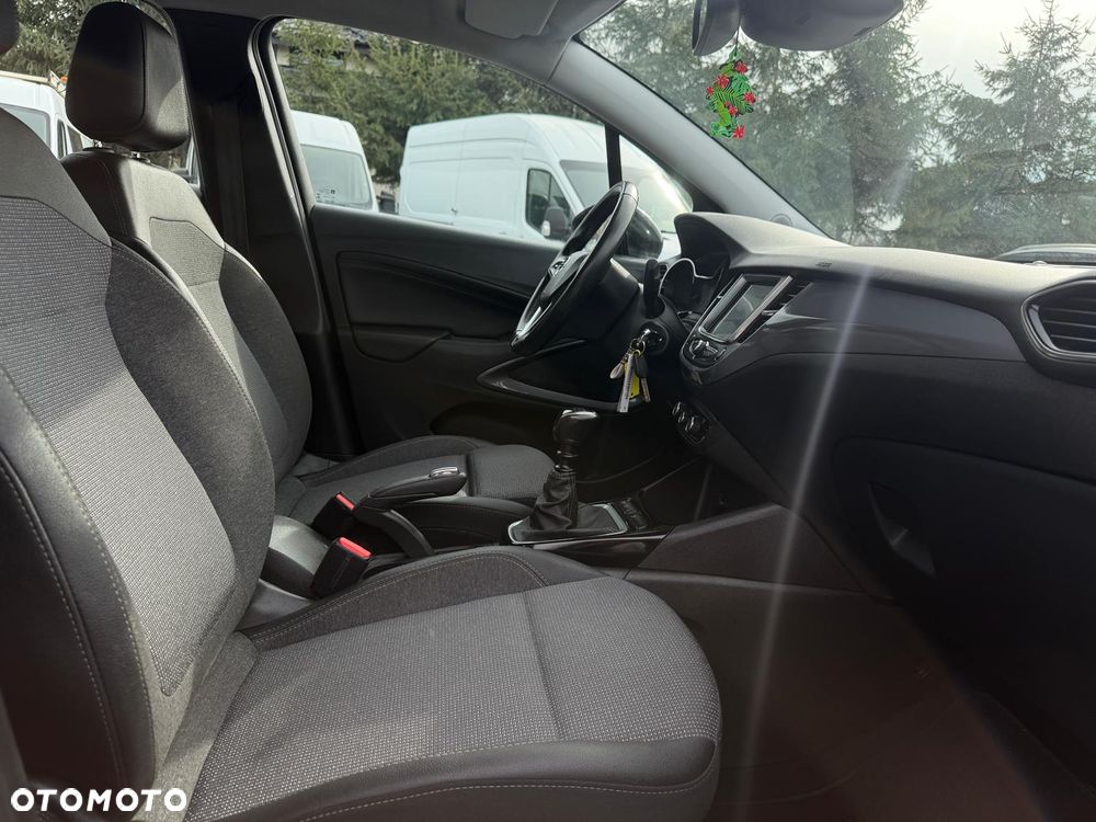Opel Crossland X - 14