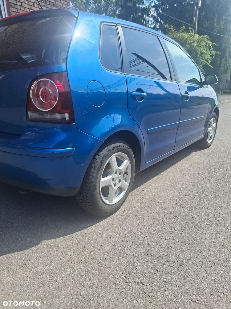 Volkswagen Polo 1.4 16V Comfortline - 6