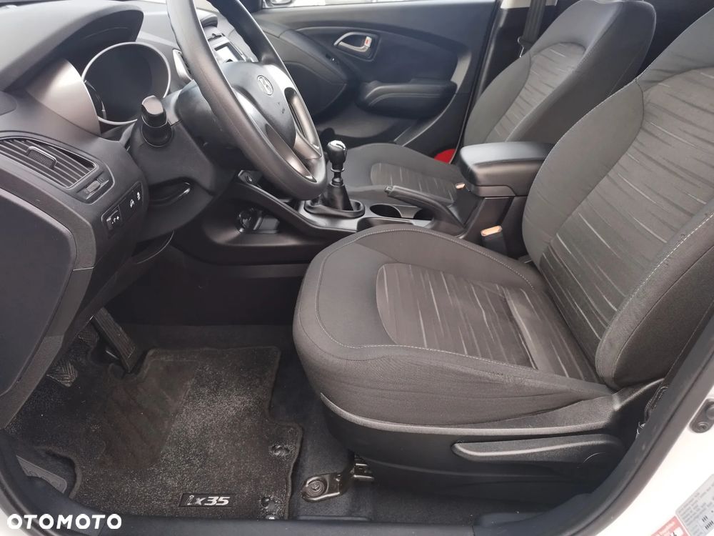 Hyundai ix35 1.6 2WD Fifa World Cup Edition - 14