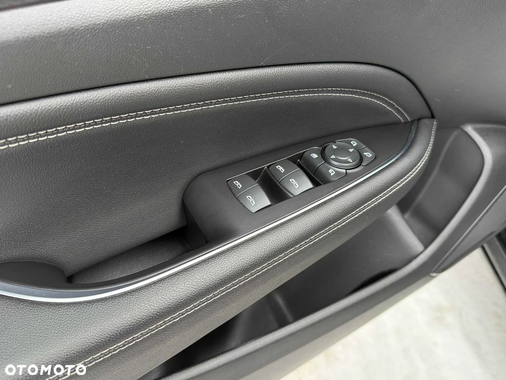 Opel Insignia 2.0 Ultimate Exclusive - 10