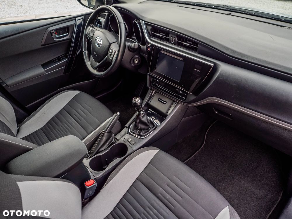 Toyota Auris - 35