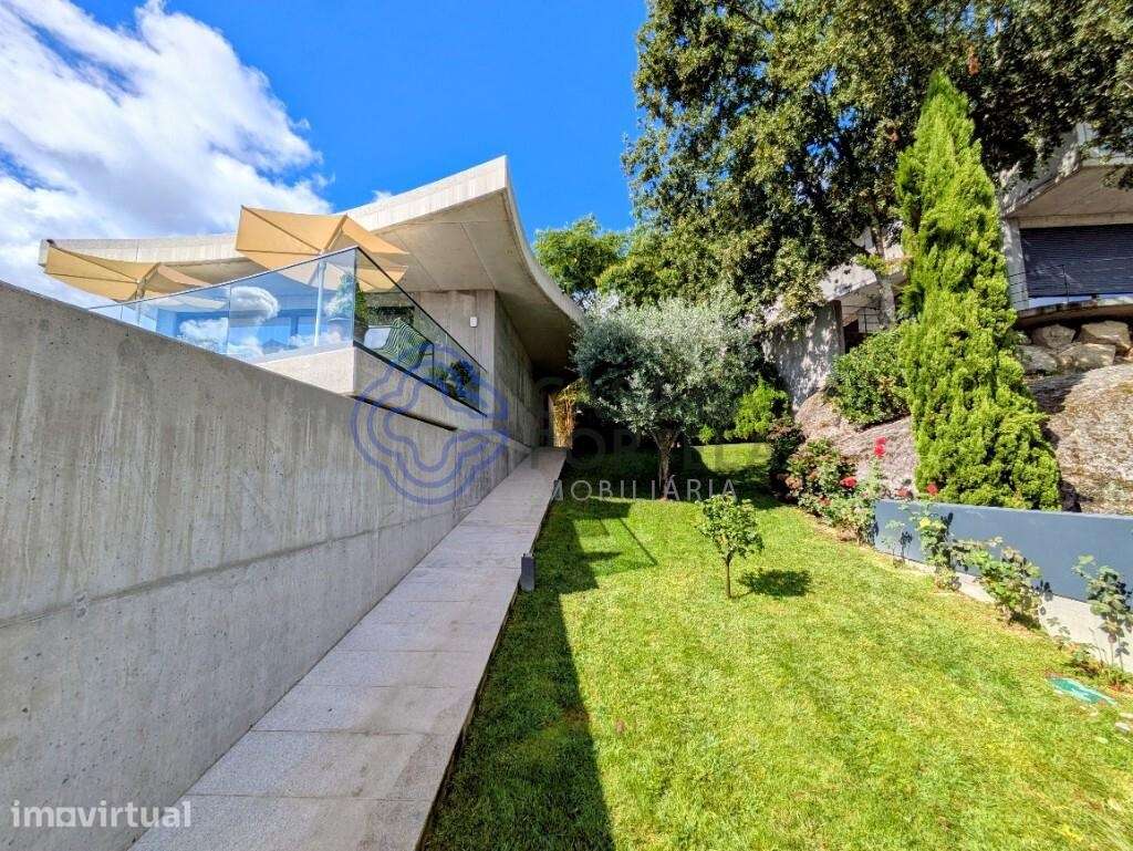Moradia de Luxo T3 em Orgens - Grande imagem: 3/60