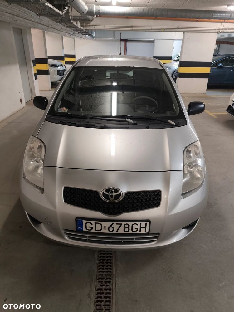 Toyota Yaris 1.3 Luna A/C - 5