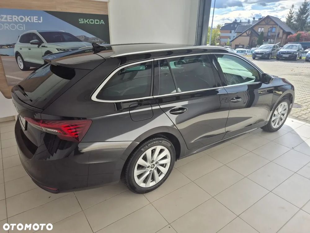 Skoda Octavia 1.5 TSI Selection - 5