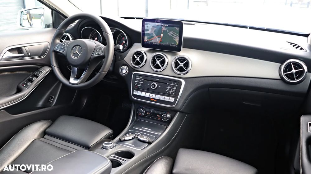 Mercedes-Benz GLA 220 d 4MATIC 7G-DCT Peak Edition - 20