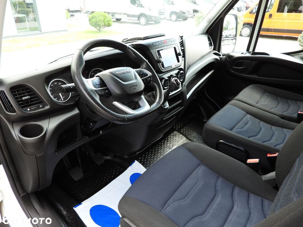 Iveco DAILY 35S18 PLANDEKA 10 PALET WEBASTO TEMPOMAT NAWIGACJA LEDY KLIMATYZACJA  180KM - 3