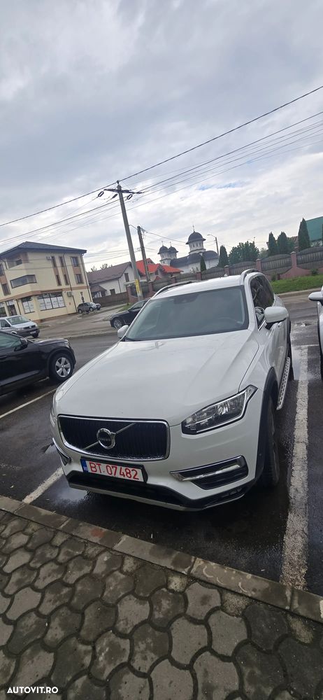Volvo XC 90 D5 AWD Geartronic Momentum - 4