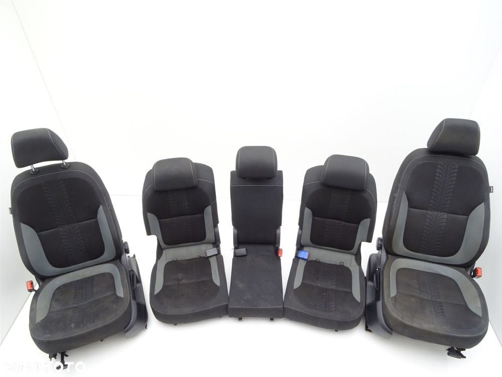Komplet foteli kanapa tył prawy lewy tylna 8r0881105n skoda yeti i 5l - 5