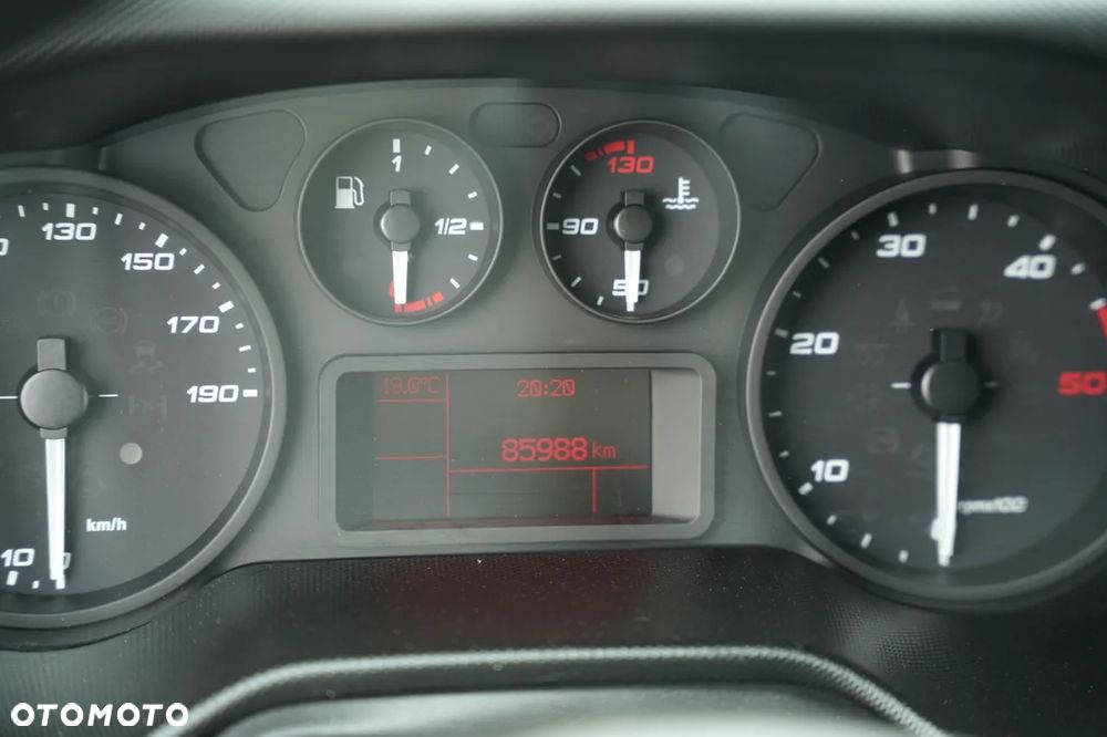 Iveco DAILY 35-160 / WYWROTKA STALOWA / BLIŹNIAK / MANUAL / 3 MIEJSCA / EURO 6 - 35
