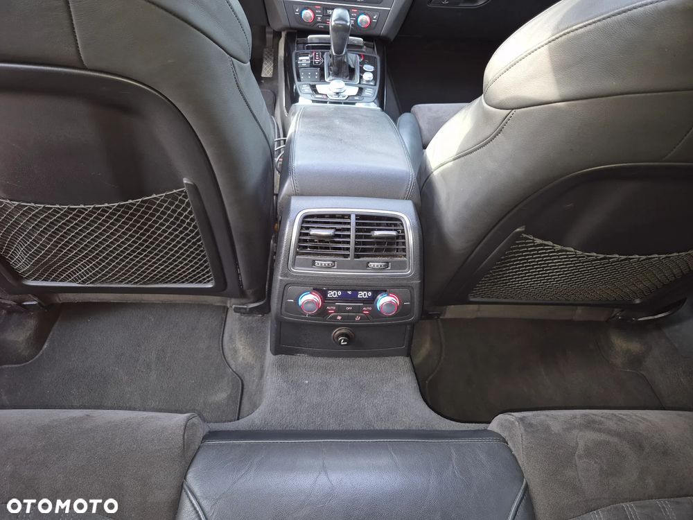 Audi A6 Avant 2.0 TDI quattro S tronic - 21