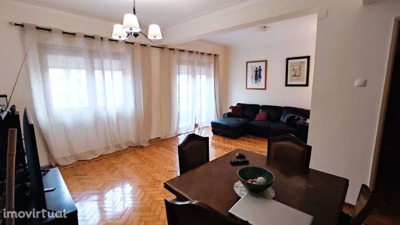 Licença Alojamento Local -Apartamento T4 - Vista Tejo - Grande imagem: 3/3