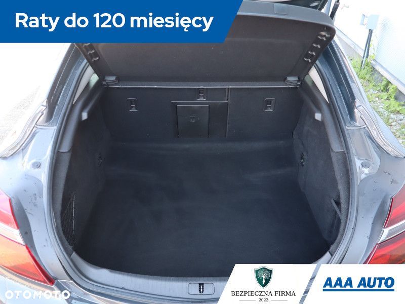 Opel Insignia - 16
