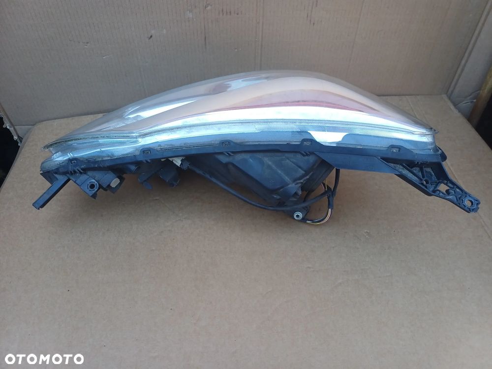 Nissan Note II E12 lampa prawy przod Europa - 11