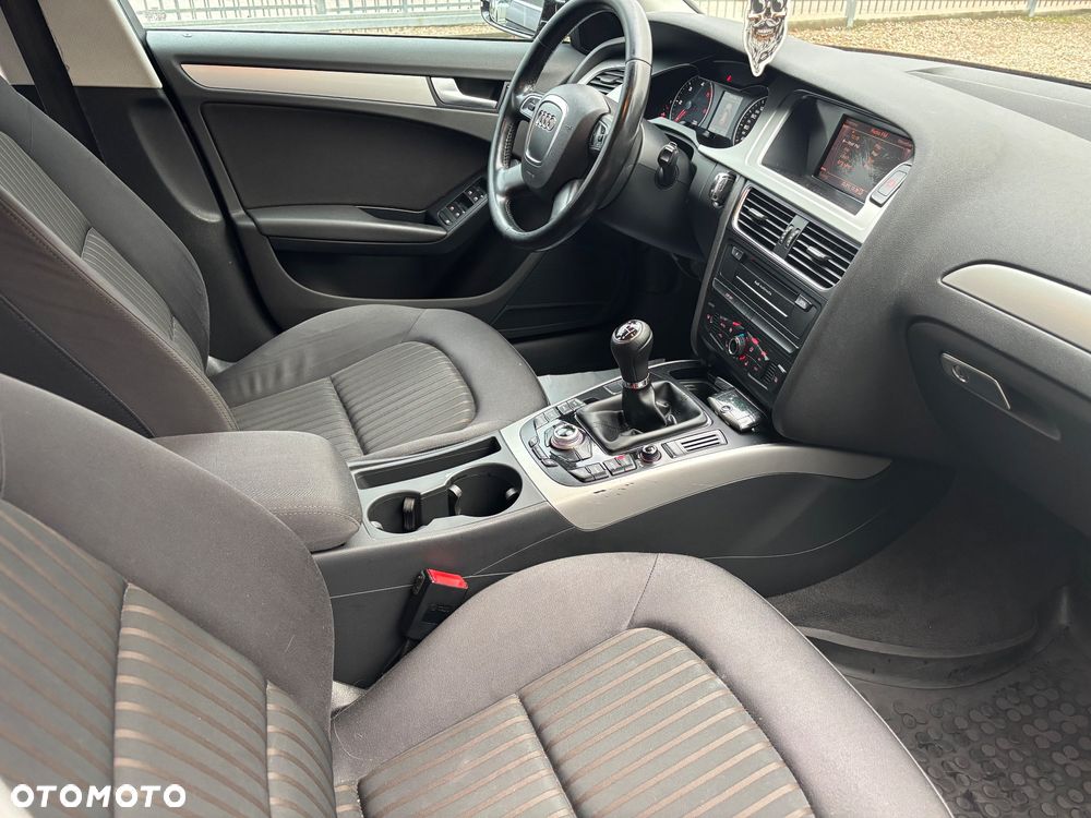 Audi A4 Avant 2.0 TDI DPF Ambition - 17