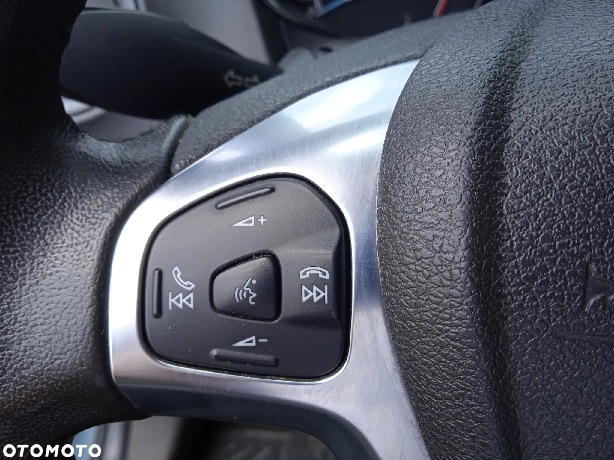 Ford Tourneo Courier 1.5 TDCi Titanium - 16