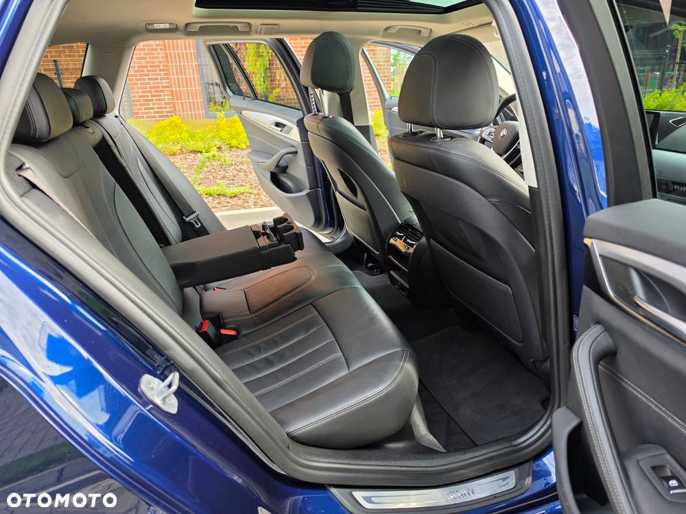 BMW Seria 5 530d Sport Line - 18