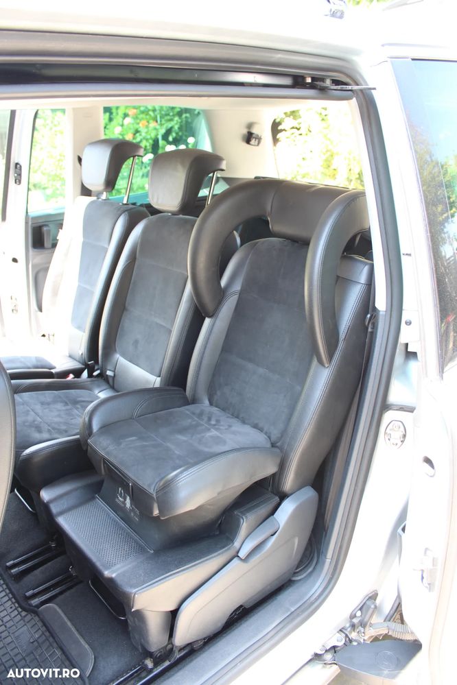 Volkswagen Sharan 2.0 TDI DSG BlueMotion Technology Highline - 13