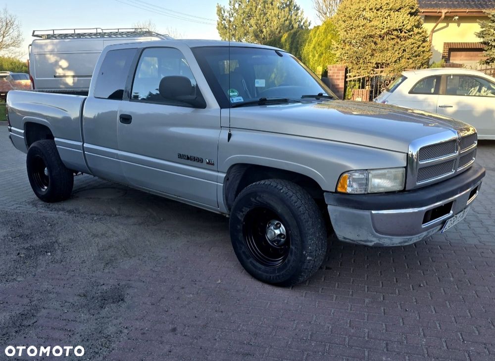 Dodge RAM - 3