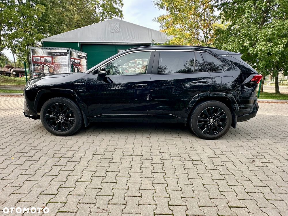 Toyota RAV4 2.5 Hybrid Black Edition by JBL 4x4 - 7