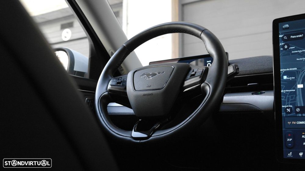 Ford Mustang Mach-E 98.7 kWh Premium - 57