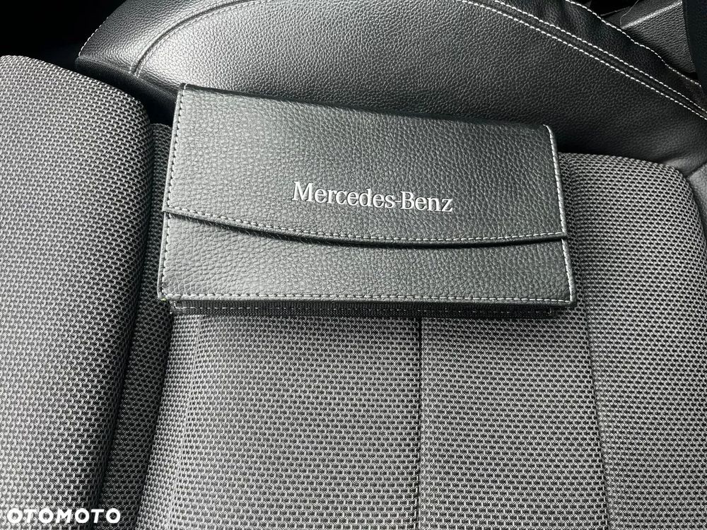 Mercedes-Benz Klasa E 200 9G-TRONIC Avantgarde - 21