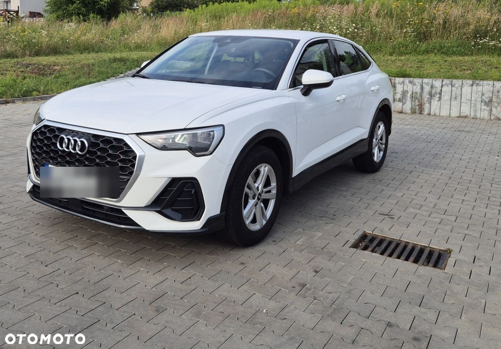Audi Q3 35 TFSI S tronic - 1