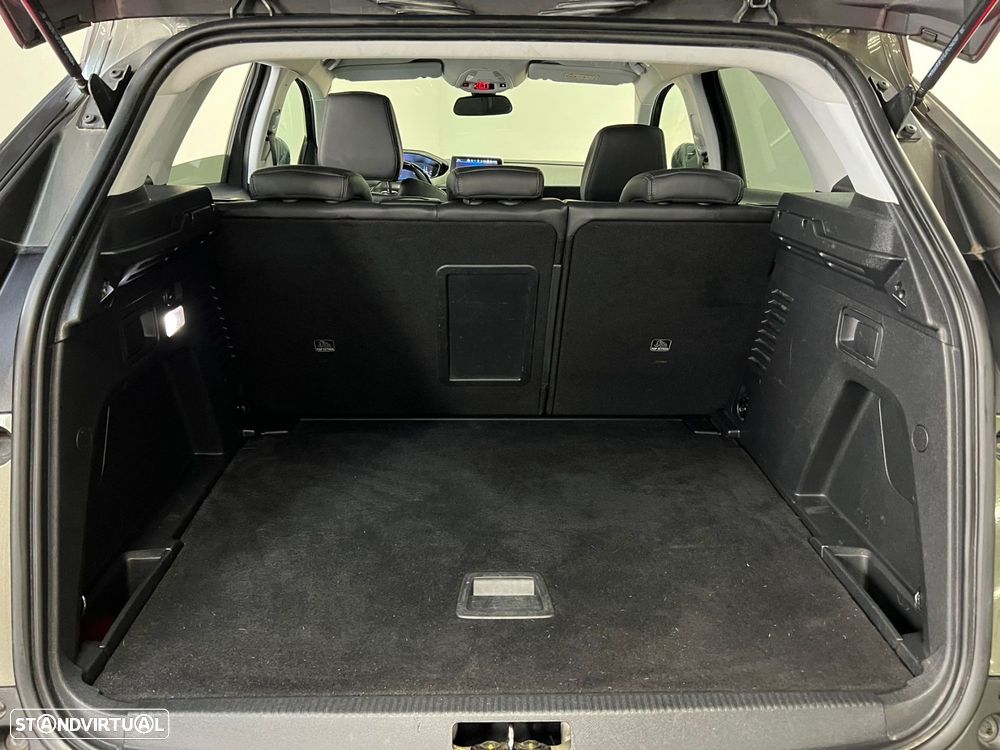 Peugeot 3008 1.2 PureTech Allure - 17